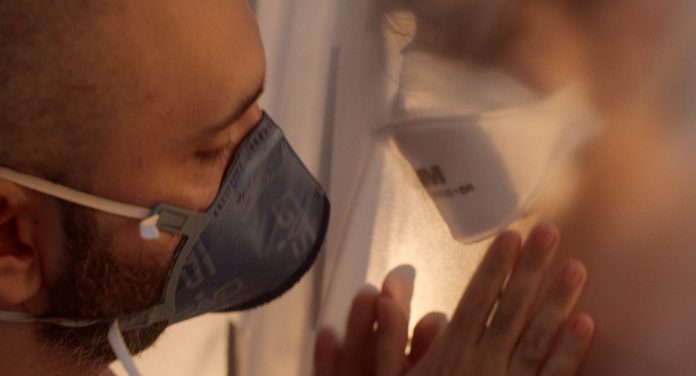 O cinema confinado de Fábio Leal durante a quarentena