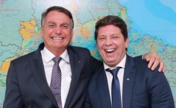 Bolsonaro tenta derrubar leis Paulo Gustavo e Aldir Blanc por MP