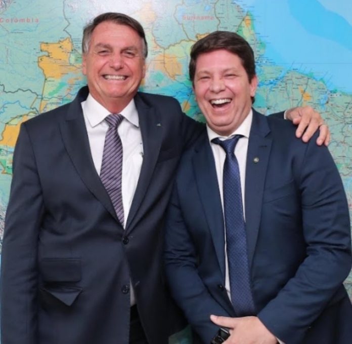 Bolsonaro tenta derrubar leis Paulo Gustavo e Aldir Blanc por MP