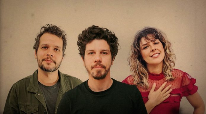 Uma obra-prima prenhe de sentidos Reginaldo Lincoln, Hélio Flanders e Fernanda Kostchak: o Vanguart. Foto: divulgação