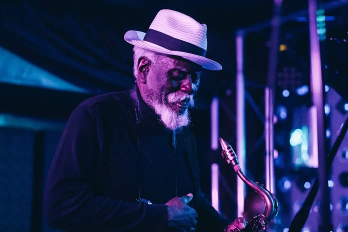 Pharoah Sanders tocou o jazz cósmico