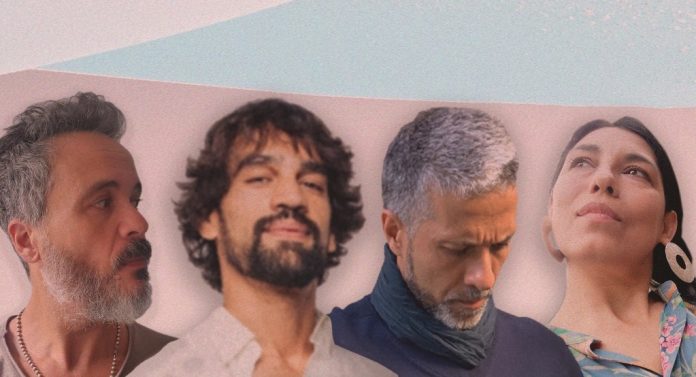 A música-medicina de uma banda cósmica A Kosmik Band. Da esquerda para a direita: Twanguero, Nanan, Enzo Buono e La Charo. Montagem: Thiago Iglesias. Divulgação