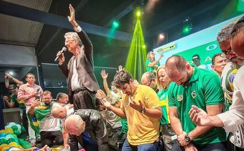 Cortinas se fecham para cultura bolsonarista, um deserto de homens e ideias