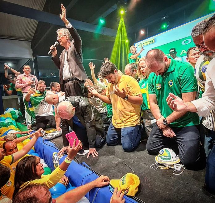 Cortinas se fecham para cultura bolsonarista, um deserto de homens e ideias