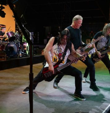 Metallica lança novo single e anuncia turnê e álbum O Metallica em Lisboa, Portugal, em julho de 2022. Foto: Brett Murray. Divulgação