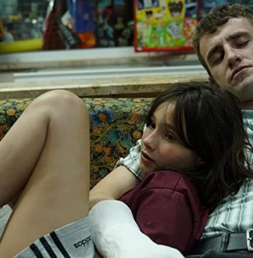 O feed nada social de “Aftersun” Cena de "Aftersun", longa de estreia de Charlotte Wells