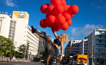 Um frevo feito de fé na vida Lilli Rocha em "Um frevo guardado". Foto: Rogério Alves. Divulgação