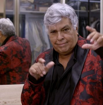 Revelando Magal O cantor, compositor, ator e dançarino Sidney Magal em frame de "Me chama que eu vou". Reprodução