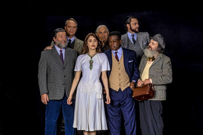 “O Dilema do Médico”, entre a vida e a morte Elenco da peça "O Dilema do Médico", de Bernard Shaw