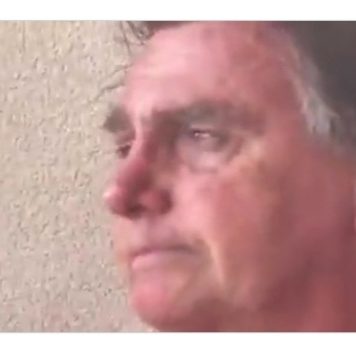 Bolsonaro chora, mas quem perdeu contratos foram os sertanejos