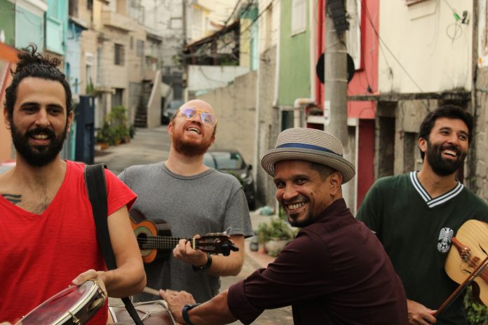 O tempo de maturação de uma música de outro tempo Filpo e a Feira. Foto: Pietra Graebrin. Divulgação