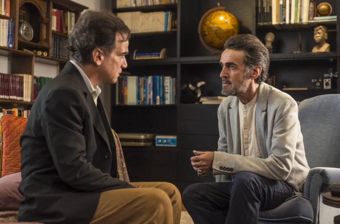 O absurdo nosso de cada dia Os atores Eduardo Moreira e Renato Parara. Foto: Bianca Aun. Divulgação