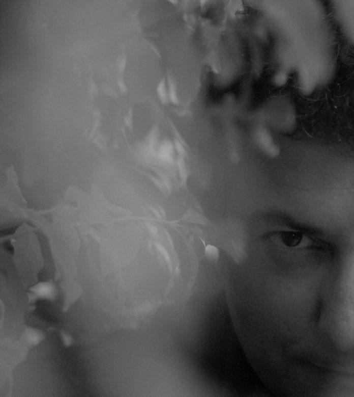 40 anos da imensa poesia de Rodrigo Garcia Lopes