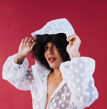 Josyara vai ao Canadá A cantora e compositora Josyara. Fotos: Bruna Valença/ Divulgação