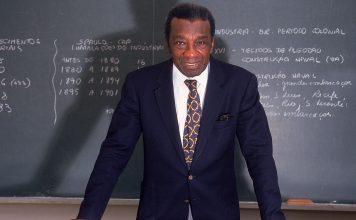 Ao mestre Milton Santos, com carinho