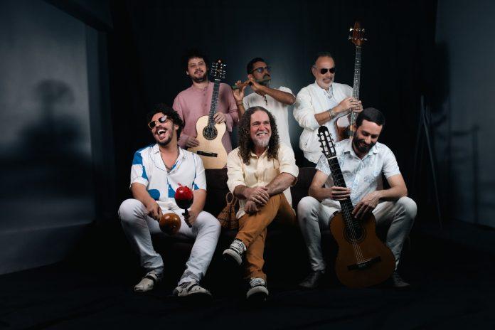 “Entre a Flor e a Cruz”, Banda de Pau e Corda celebra 50 anos de estreia fonográfica A Banda de Pau e Corda - foto: Sidarta/ divulgação