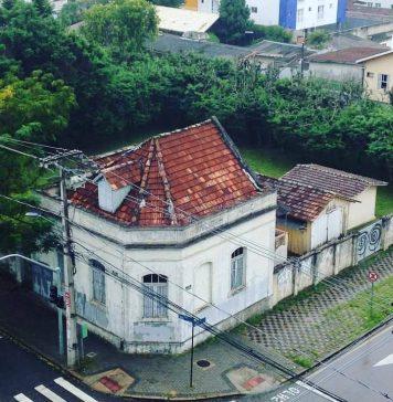 Casa de vampiro não cai