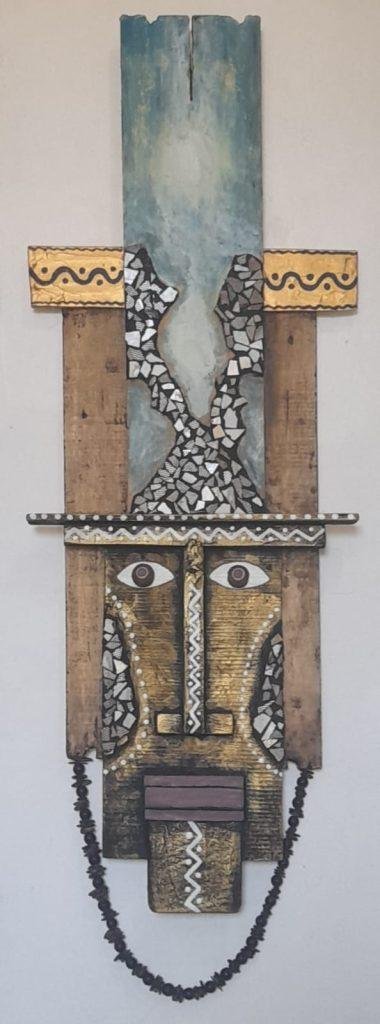 Escultura/"máscara" de “Ibi/Aye – Lugar/Existência”, de Jean Charles - foto: divulgação