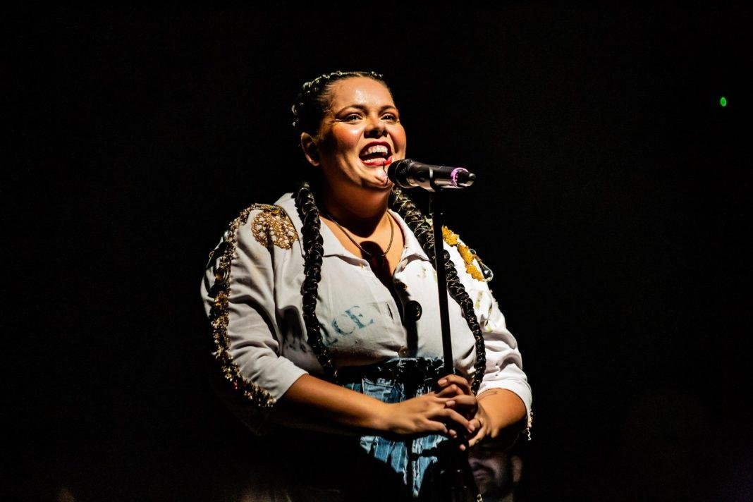 A atriz, cantora, compositora e produtora Maíra - foto: Clarissa Ribeiro/ divulgação
