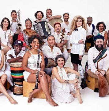 Música, amor e alteridade: Orquestra Mundana Refugi lança “Todo Lugar É Aqui” A Orquestra Mundana Refugi - foto: Edu Svezia/ divulgaçao
