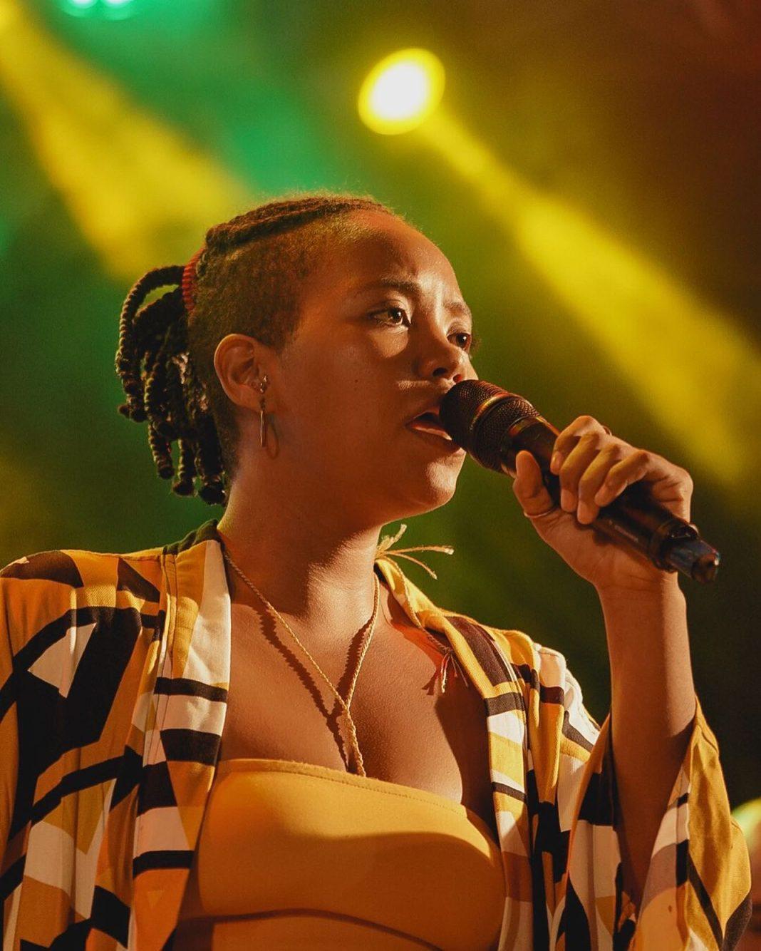 A cantora e compositora Núbia no Festival BR 135 em 2021 - foto: Laila Razzo/ divulgação