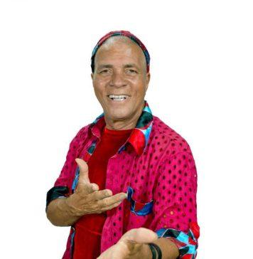 “É gratificante promover esse cruzamento de fronteiras”, diz Gutie sobre o Rec-Beat 2024 O cantor e compositor Walter de Afogados, o rei do salão - foto: Jozart/ Rec-Beat/ divulgação