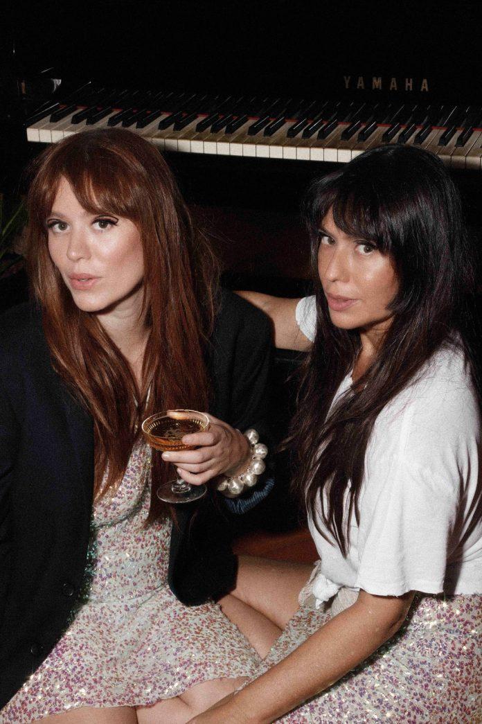 Releitura de Tom Jobim anuncia novo álbum de Silvia Machete As cantoras e compositoras Maria Luiza Jobim e Silvia Machete - foto: Alex Santana/divulgação