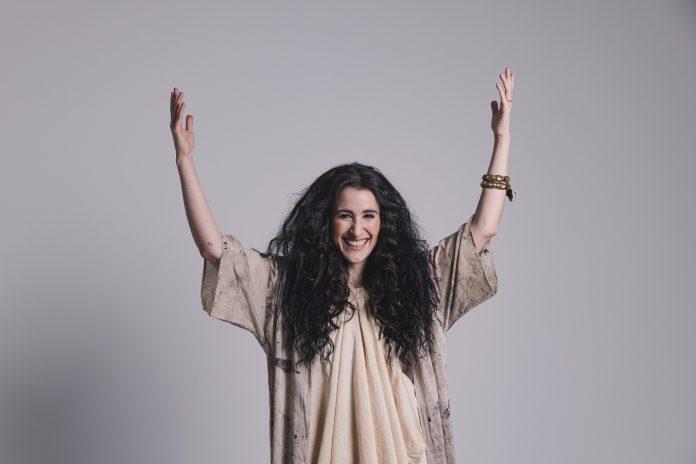 Malú Lomando estreia hoje show em homenagem a Maria Bethânia A cantora, compositora, atriz e escritora Malú Lomando - fotos: Caio Oviedo/ divulgação