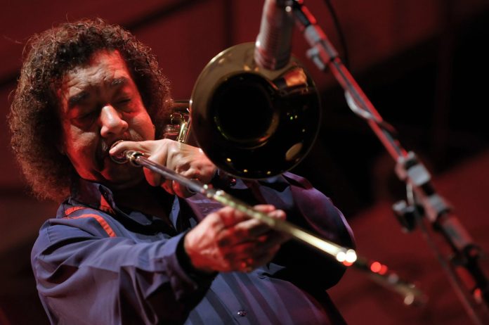 Raul de Souza ganha homenagem hoje no Manouche O trombonista Raul de Souza - foto: divulgação