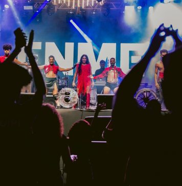 Seletivas Se Rasgum têm inscrições prorrogadas para artistas da Amazônia Legal A maranhense Enme no Se Rasgum 2023 - foto: Liliane Moreira (@lilismoreira)/ divulgação