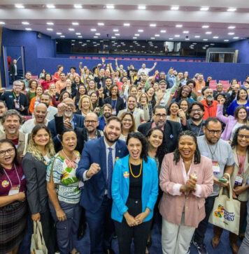 MinC estende apoio cultural para rádios comunitárias
