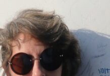 Lúcia Santos autografa “Macabéa Desvairada” hoje (5) no Chico Discos A poeta e letrista Lúcia Santos - foto: Luiz Pires/ divulgação