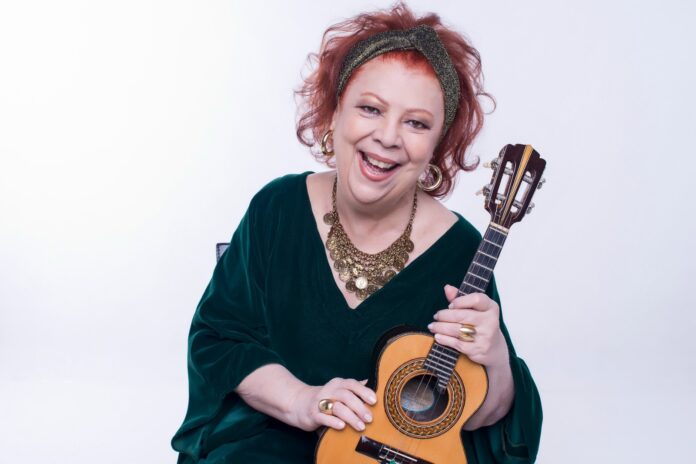 Tudo é samba Beth Carvalho, a eterna madrinha do samba, ganha "Sambabook" em fevereiro - foto: Washington Possado/ divulgação