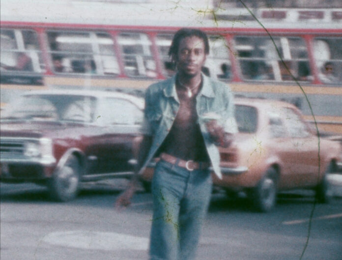 “Enquanto existe música dentro de cada um existe liberdade” "Luiz Melodia - No Coração do Brasil" - frame/ reprodução