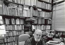 Casa das Rosas remove acervo do poeta Haroldo de Campos e revolta escritores