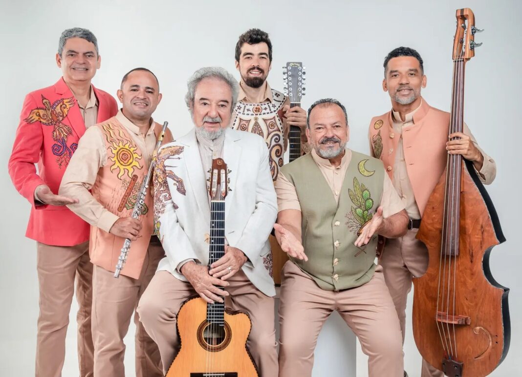 O Quinteto Violado, com Marcelo Melo (com o violão) e o reforço de Waleson Queiros (à direita) - foto: reprodução O Quinteto Violado, com Marcelo Melo (com o violão) e o reforço de Waleson Queiros (à direita) - foto: reprodução