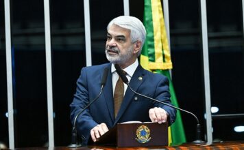 Senador detona projetos de lei do streaming em exame no Congresso