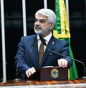 Senador detona projetos de lei do streaming em exame no Congresso