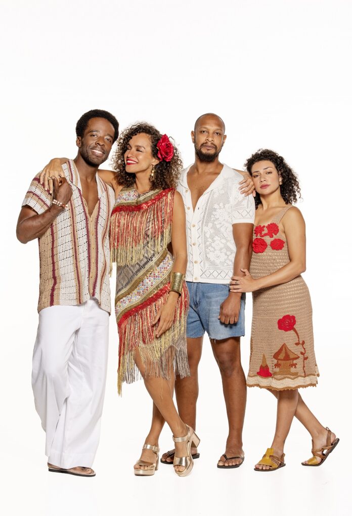 ‘Domingo no Parque’ vira musical negro Os atores Alan Rocha, Rebeca Jamir, Guilherme Silva, Badu Morais, que participam do musical Domingo no Parque