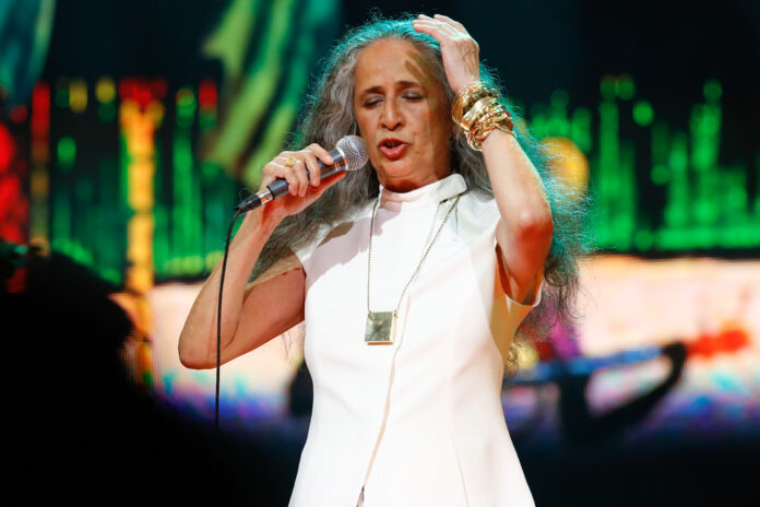 14189873874_f793b36504_b