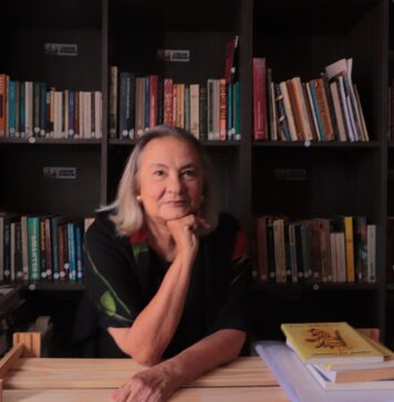 “O tempo das manhãs trêmulas”: originalidade e coerência de uma grande poeta A poeta Laura Amélia Damous - foto: divulgação