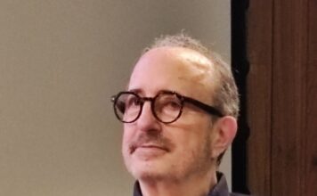 O que os livros têm a ver com a Guerra da Ucrânia? José Castilho Marquês Neto no lançamento de "O Poder das Palavras e Outros Poderes" na Biblioteca Mário de Andrade, na segunda-feira, 30/3 - Foto Haroldo Ceravolo Sereza