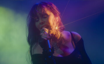 O que separa Baby do Brasil de uma grande cantora – o filme Baby do Brasil em cena de "Apopcalipse Segundo Baby" – foto divulgação