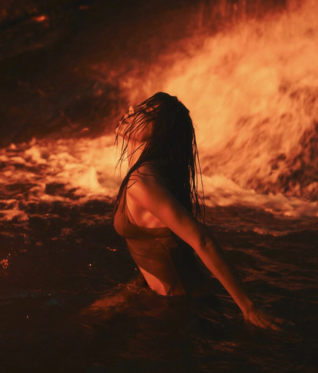 Anitta em "Equilibrivm"