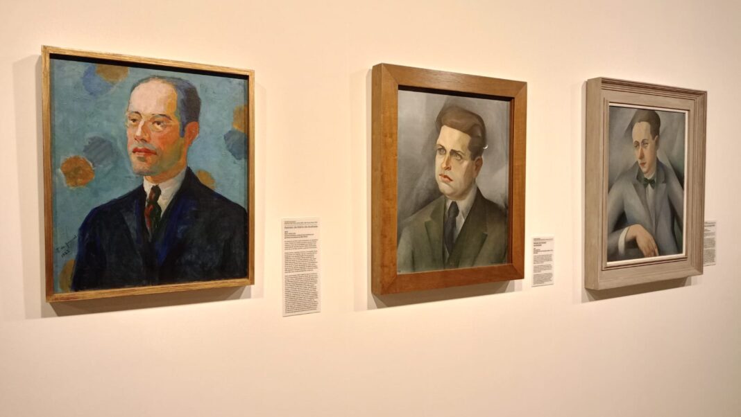 Os retratos de Mário e Oswald de Andrade e Sérgio Milliet - telas de Tarsila do Amaral fotografadas por Zema Ribeiro